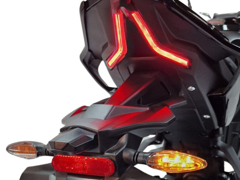 Thickened Taillight Design